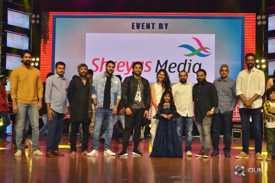 Padi-Padi-Leche-Manasu-Movie-Pre-Release-Event